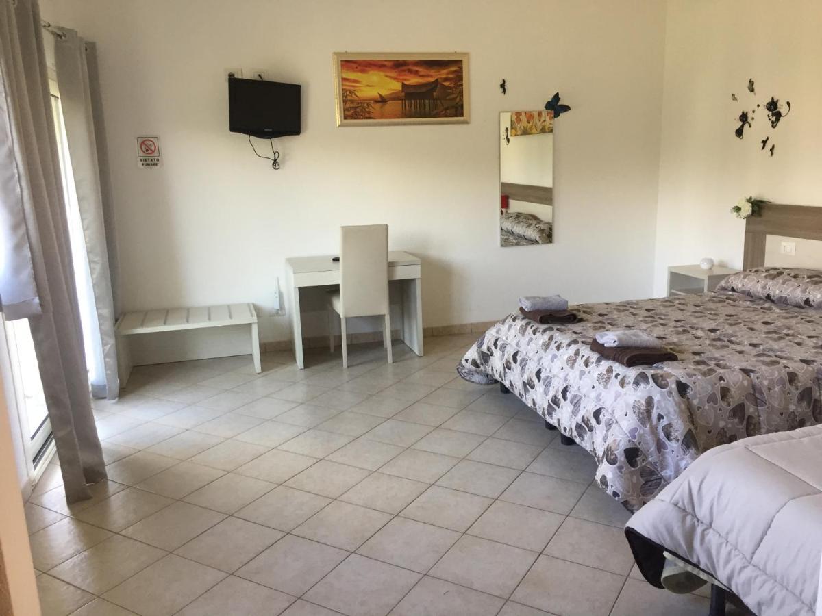 Sardegna Mer Et Soleil Beatiful Holiday Olbia Exterior foto