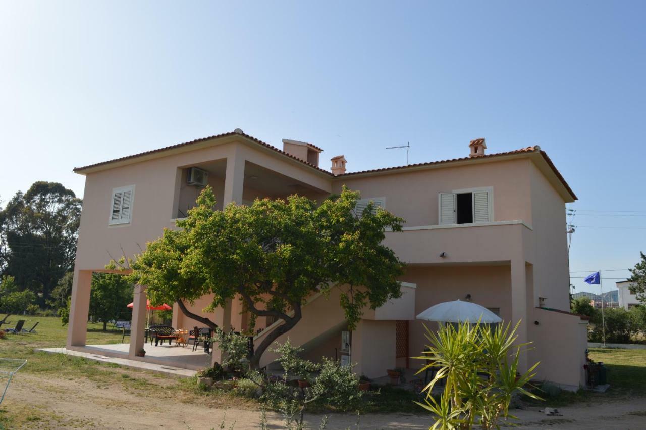 Sardegna Mer Et Soleil Beatiful Holiday Olbia Exterior foto